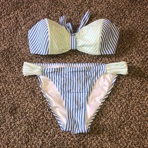 Victoria’s Secret bikini set